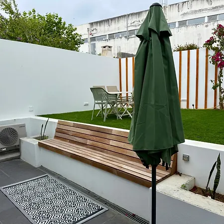 Casa Verde, T2 Com Jardim, Na Da Vitoria Lägenhet Praia da Vitória